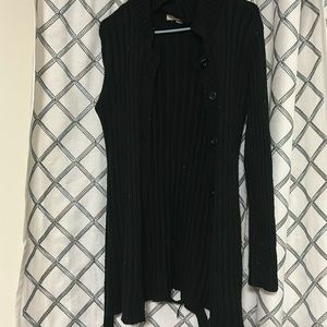Black sweater, Medium, very cute.